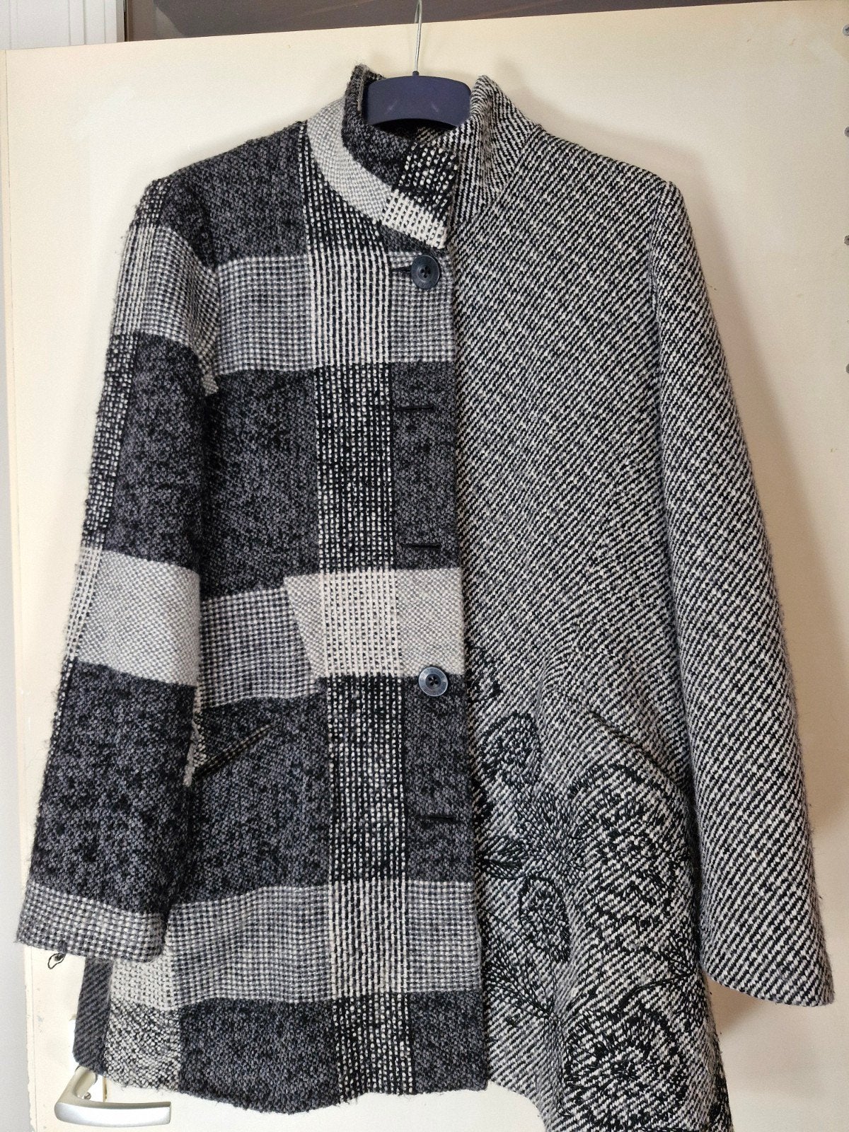 Desigual tussenjas maat 46 - ideaal voor de herfst, Zwart, Maat 46/48 (XL) of groter, Ophalen of Verzenden, Desigual