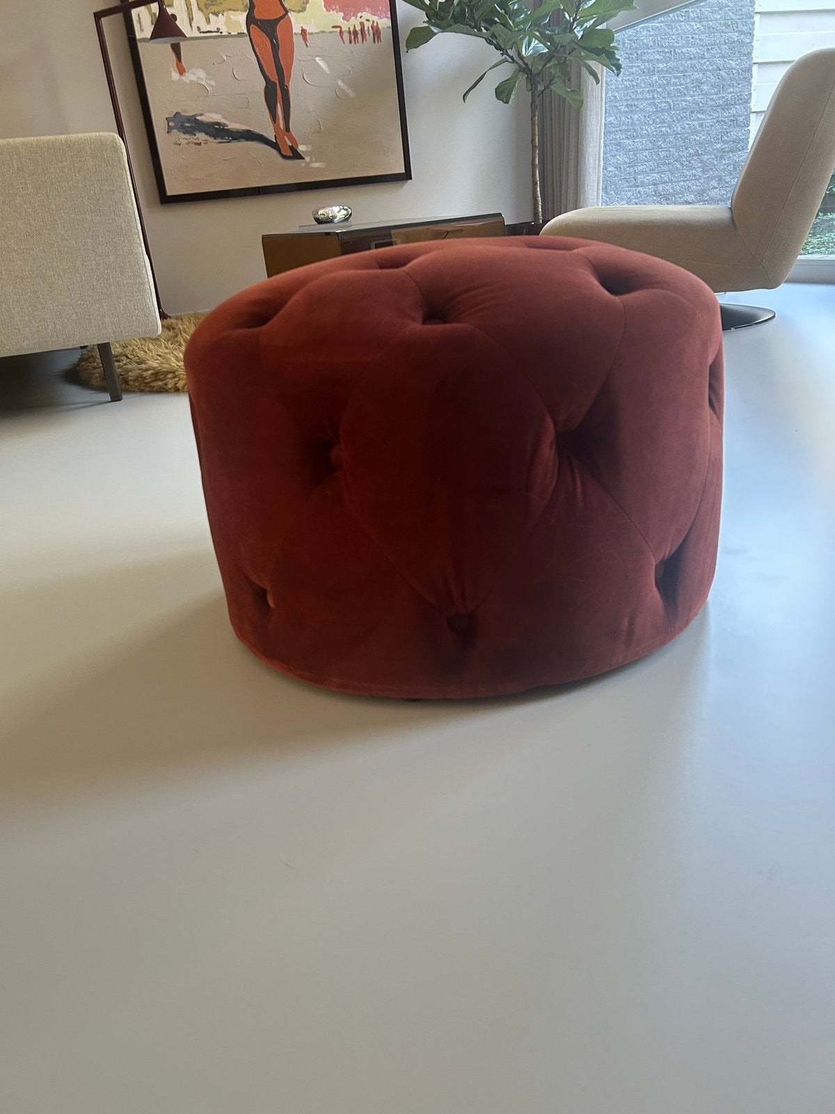 Ronde poef van Made - Roodbruin fluweel, Ophalen, Zo goed als nieuw, Stof, 50 tot 75 cm