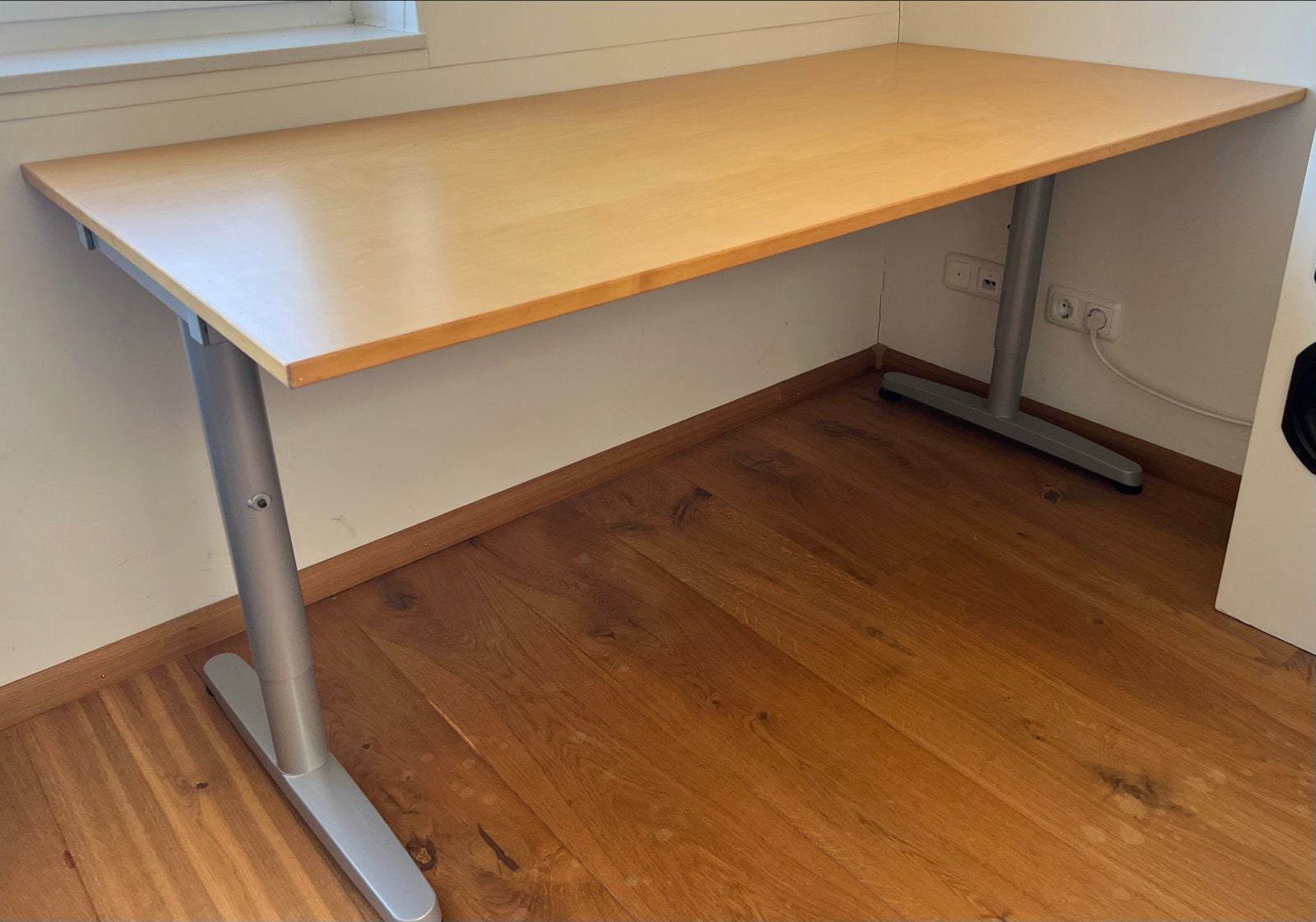 IKEA Galant Bureau 160x80 cm, in hoogte verstelbar, Huis en Inrichting, Ophalen, Gebruikt, Hout, IKEA