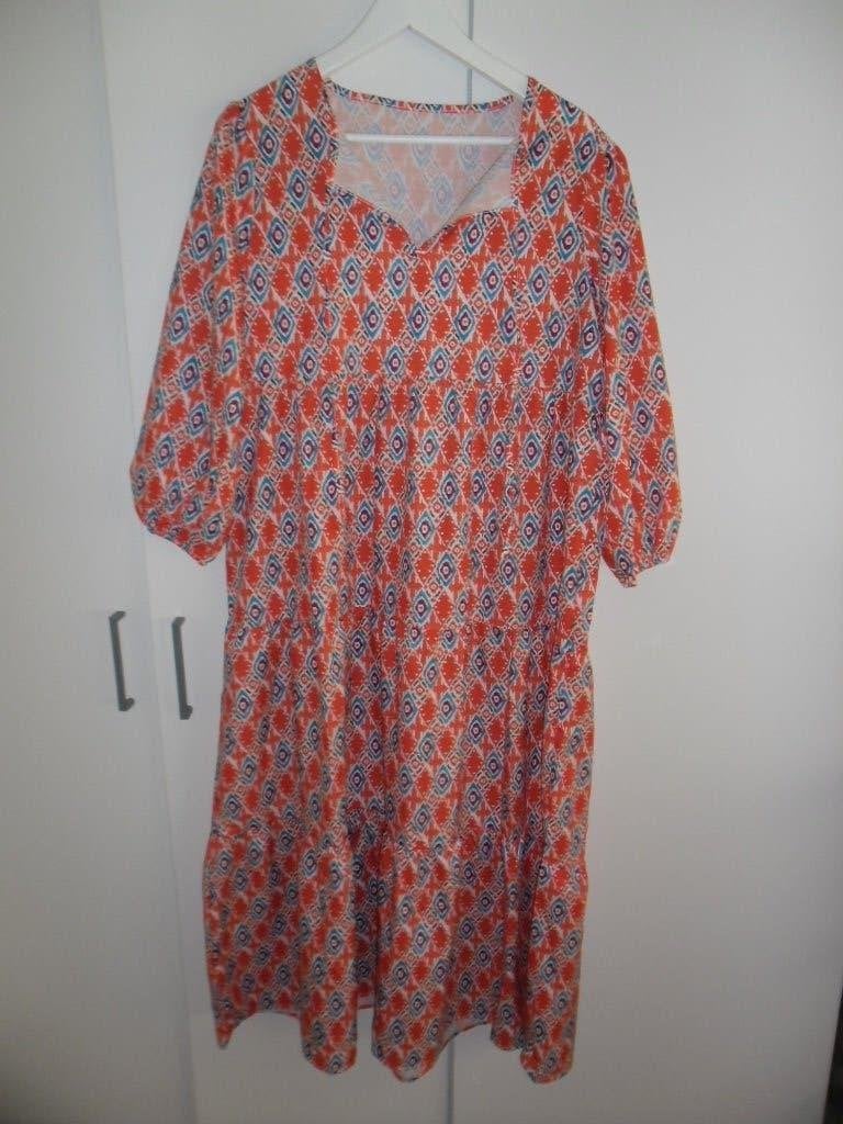 Rood/Blauw/Paarse Lange Jurk Met Print Maat S (NIEUW), Maat 38/40 (M), Nieuw, Ophalen of Verzenden, Rood