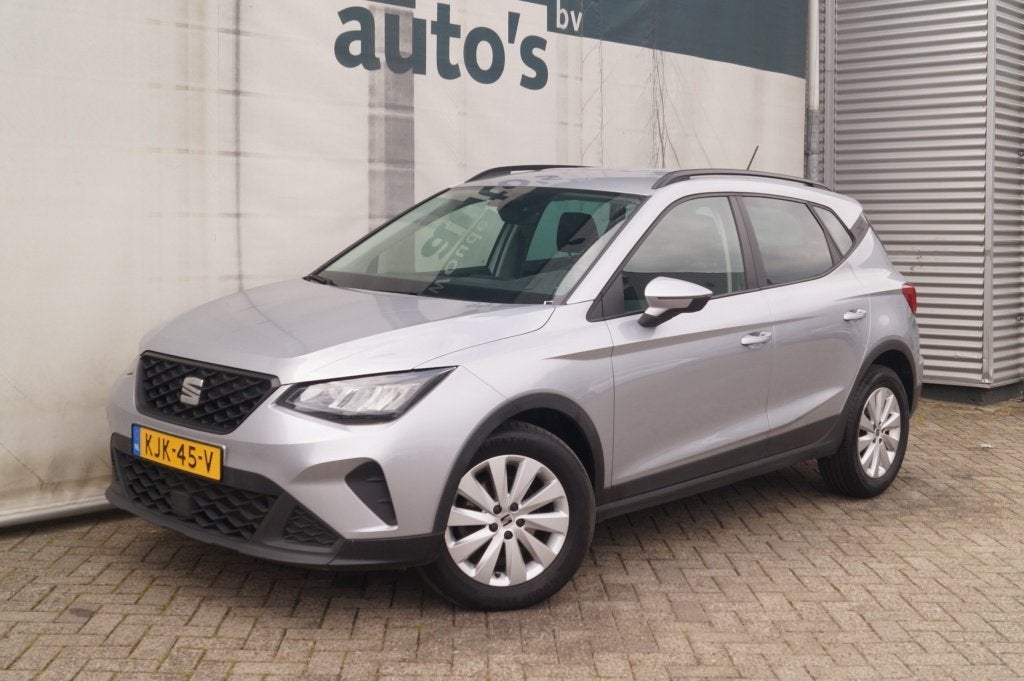 SEAT Arona 1.0 TSI 110pk DSG Style -NAVI-ECC-LED-PDC-, Auto's, Automaat, Stof, Gebruikt, Automatische klimaatregeling