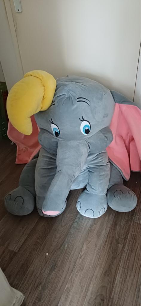 Hele grote disney dombo knuffel, Kinderen en Baby's, Ophalen of Verzenden, Zo goed als nieuw, Olifant