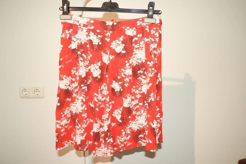 King Louie fijn luchtig rokje rood bloemen print mt S, Zo goed als nieuw, King Louie, Maat 36 (S), Boven de knie