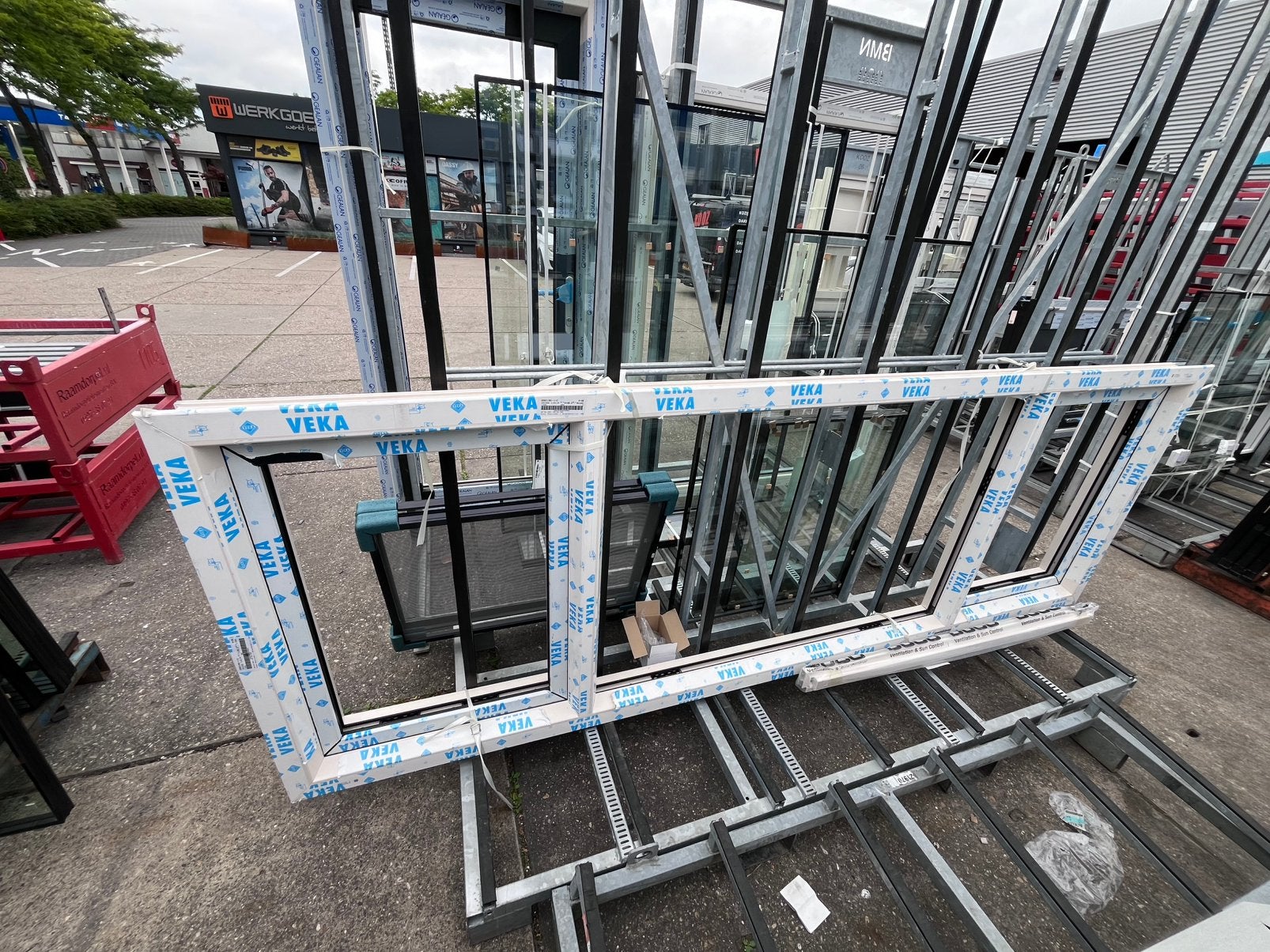 Nieuw kunststof kozijn, Ophalen, Kunststof, Nieuw, Inclusief glas