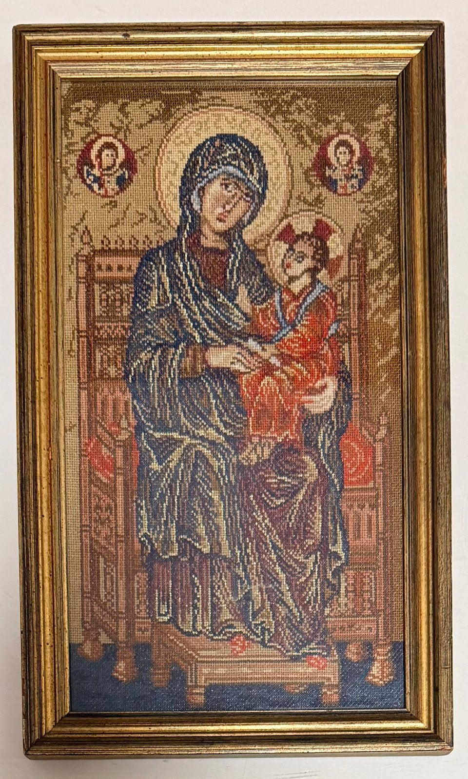 Embroidered of the "Enthroned Madonna and Child 33x 20, Antiek en Kunst, Ophalen of Verzenden