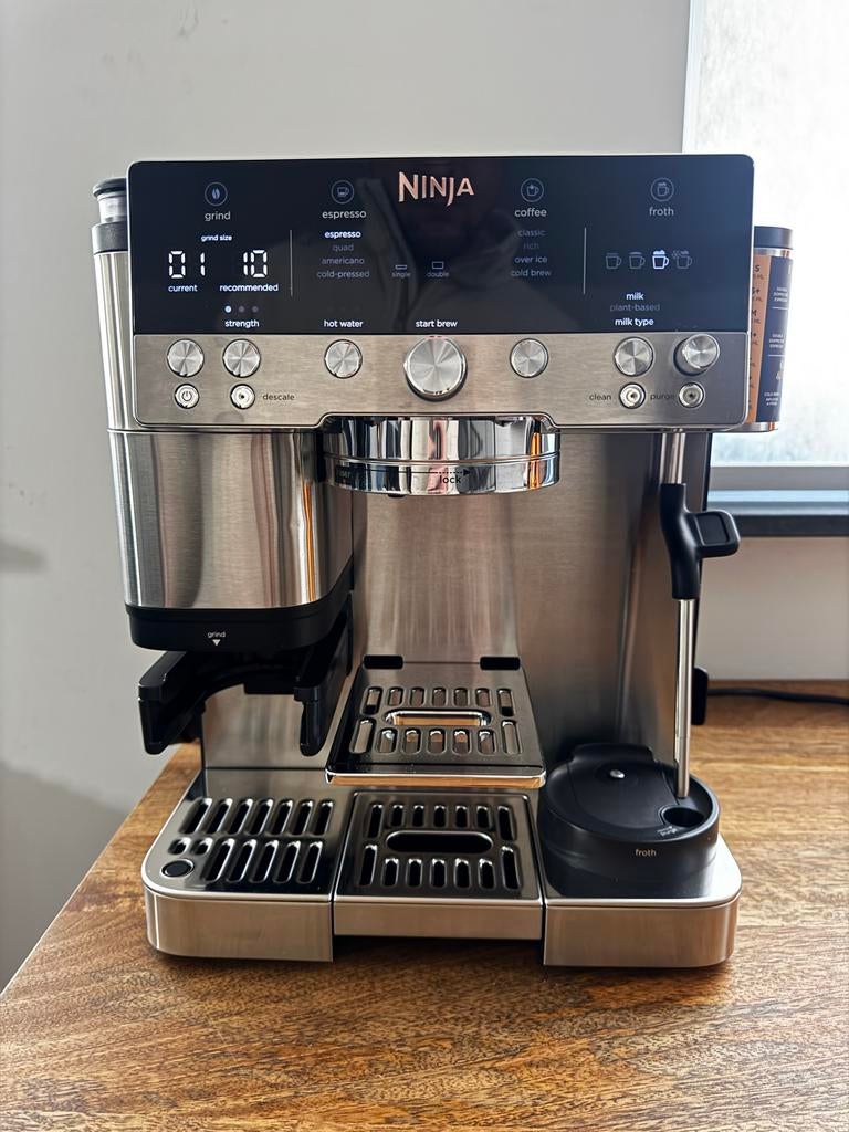 Ninja Luxe Café Premier Series koffiemachine - ZGAN, Afneembaar waterreservoir, Koffiemachine, Zo goed als nieuw, 4 tot 10 kopjes