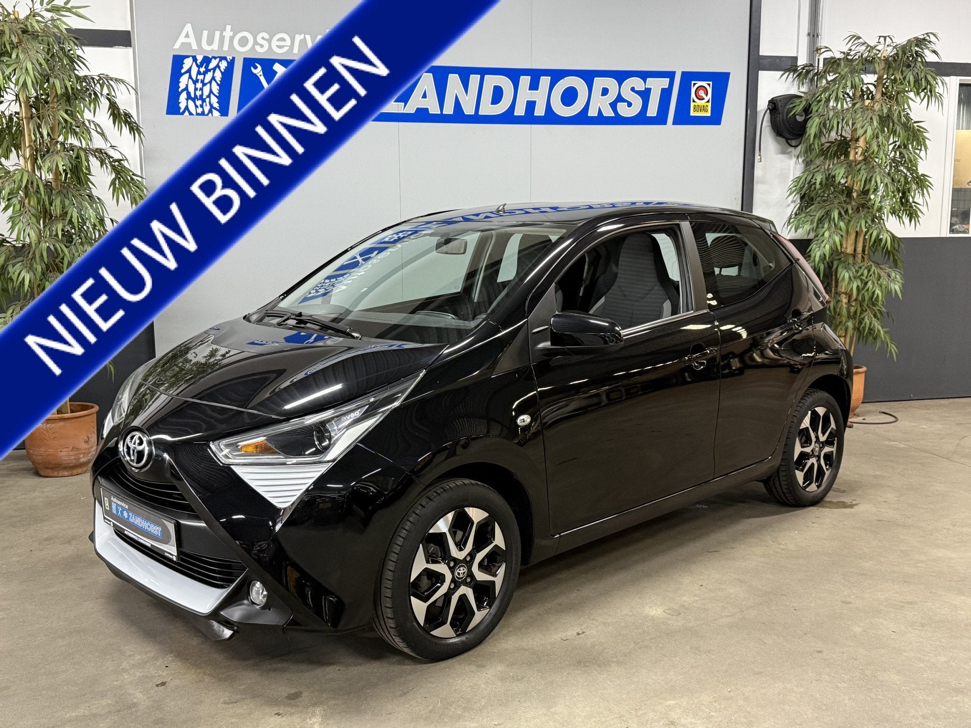 Toyota Aygo 1.0 VVT-i x-cite // Airco // el. Ramen, Voorwielaandrijving, Stof, Gebruikt, Euro 6