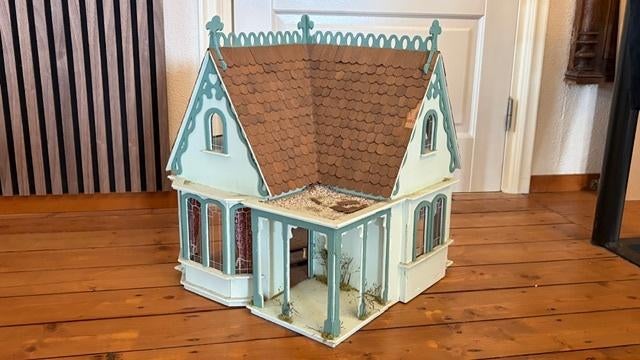 Poppenhuis, Ophalen, Gebruikt, 1:144 of kleiner