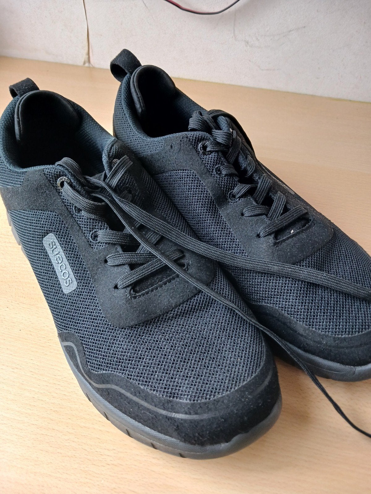 Twee paar Sneakers zgan, Zwart, Ophalen of Verzenden, Suecos, Sneakers of Gympen