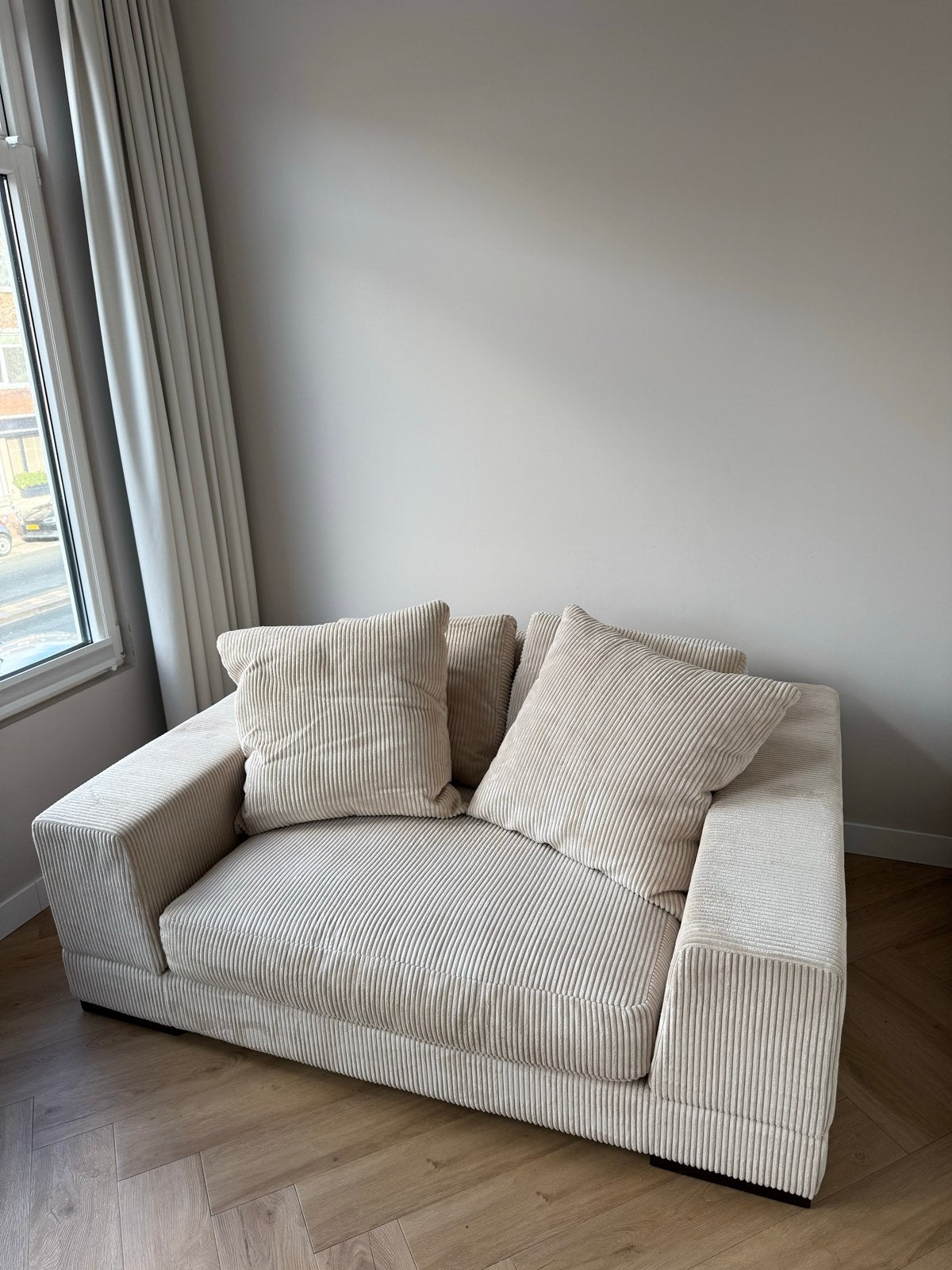Comfortabele ribstof loveseat 2-zitsbank - Zo goed als nieuw, Huis en Inrichting, Ophalen, 100 tot 125 cm, 150 tot 200 cm, Tweepersoons