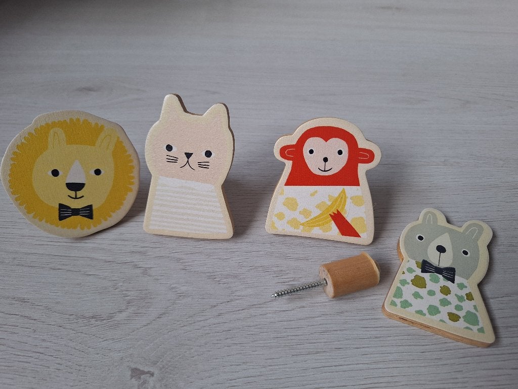 4 houten dieren kapstokhaken - GRATIS, Ophalen, Gebruikt, Minder dan 100 cm, Kinderkapstok