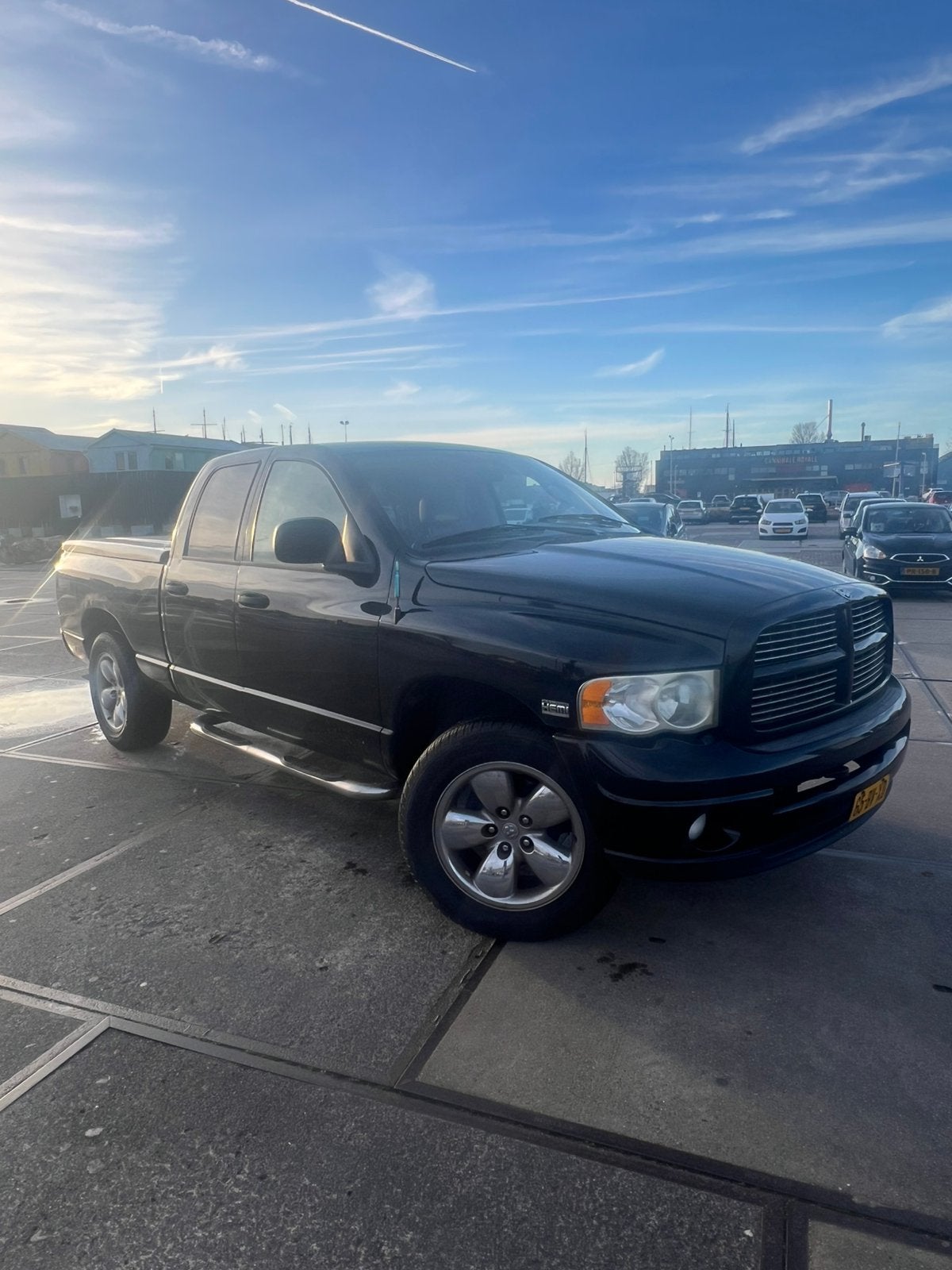 Dodge Ram 1500, Automaat, 5654 cc, Zwart, Vierwielaandrijving