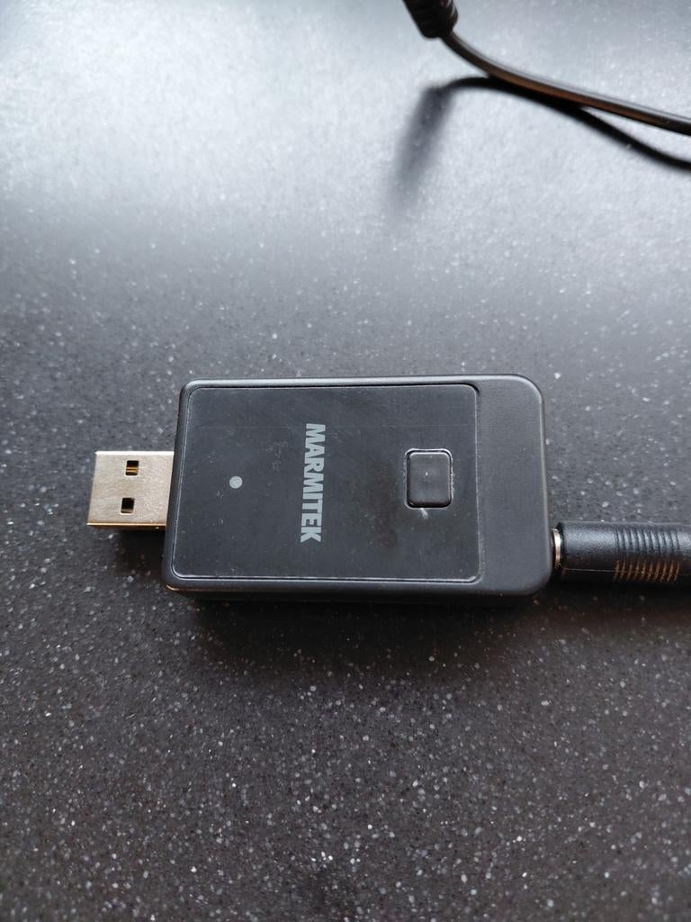 Marmitek BoomBoom 50 Bluetooth audio transmitter, Audio, Tv en Foto, Audiokabels en Televisiekabels, Ophalen, Zo goed als nieuw