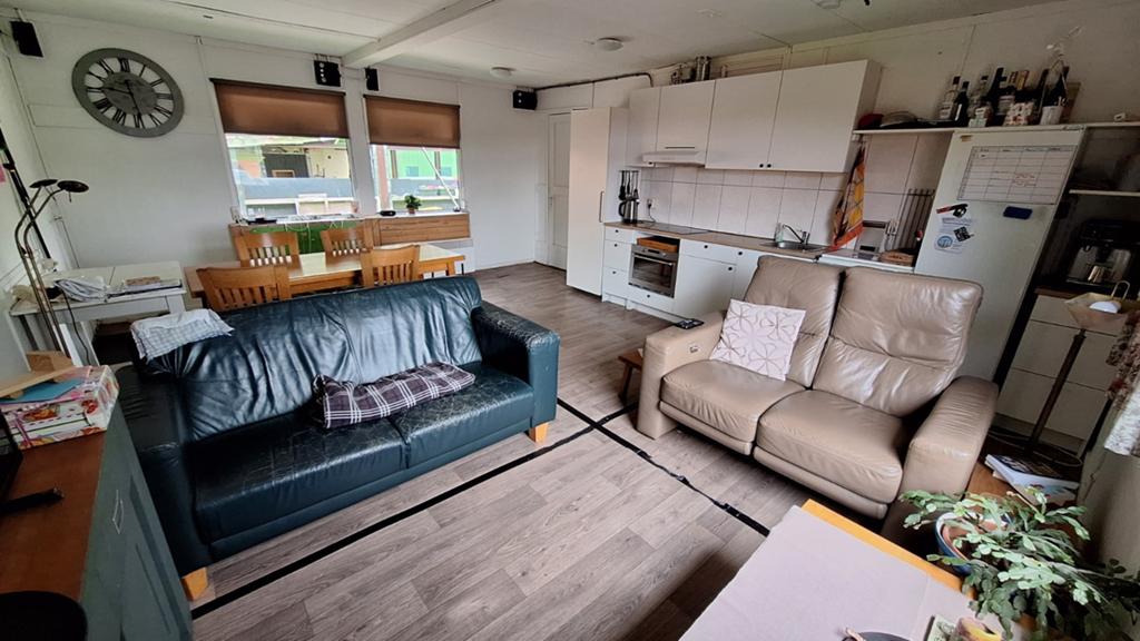 Woonunit / Bouwkeet 90m2 - 3 slaapkamers, Ophalen