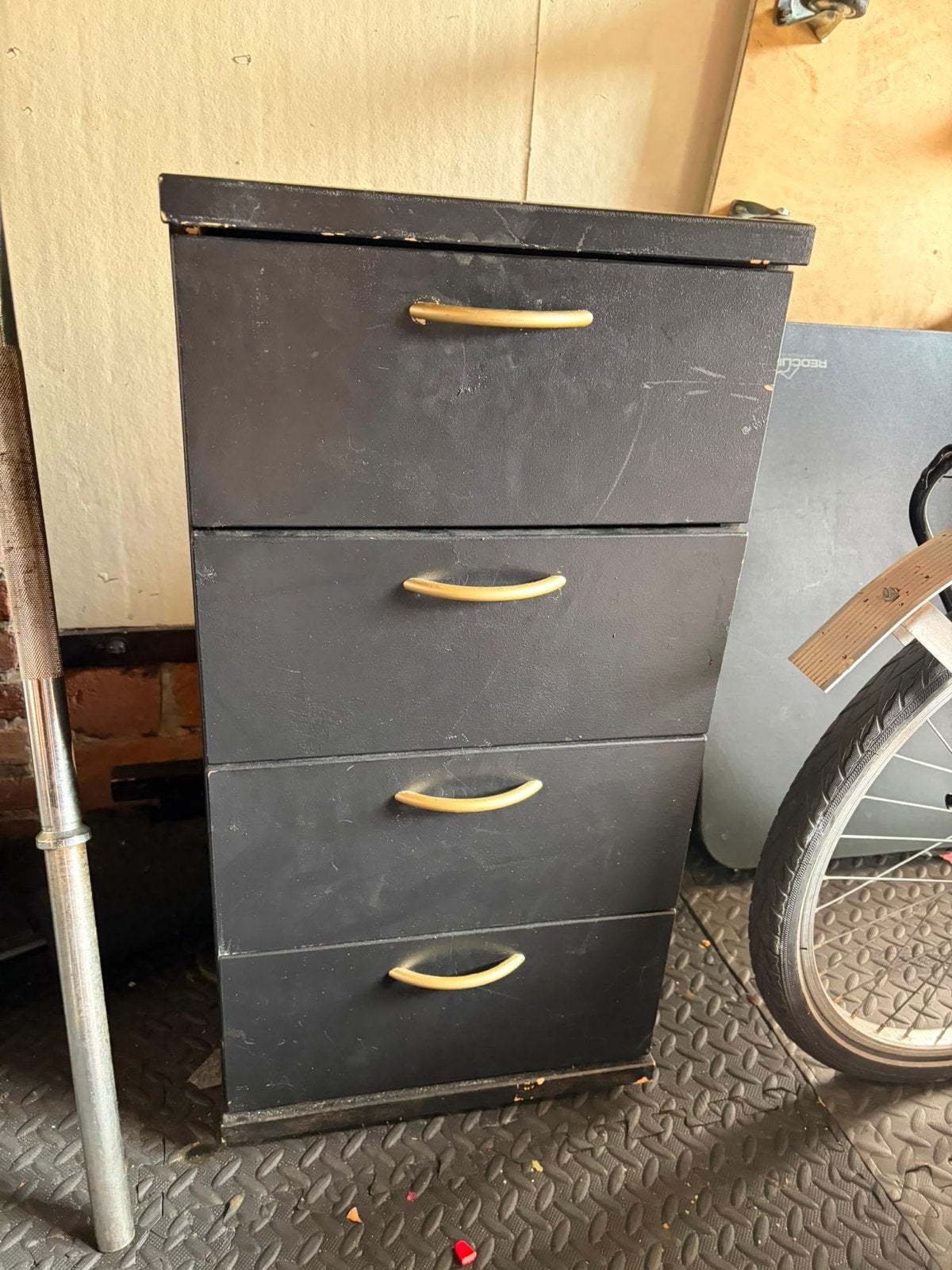 Gratis kastje met 4 laden, Ophalen, Gebruikt, 100 tot 150 cm, 50 tot 100 cm