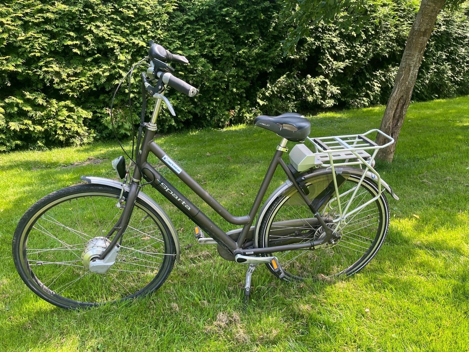 Sparta E-bike met voorwielmotor en bagagedrageraccu, Fietsen en Brommers, Ophalen, Sparta, Gebruikt, 51 tot 55 cm