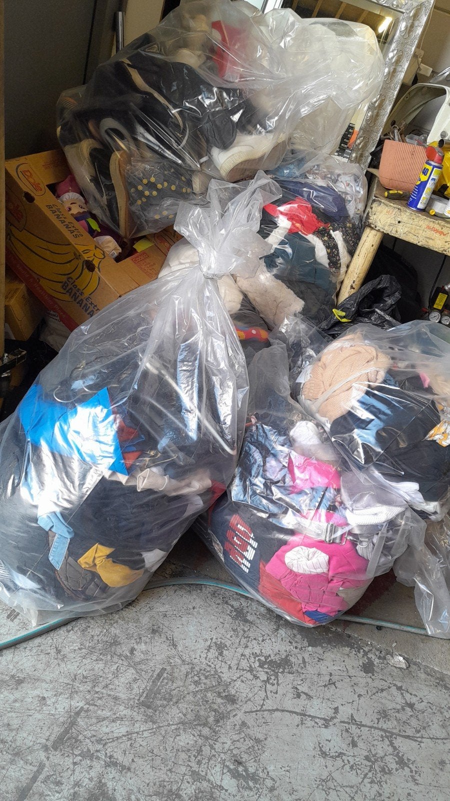 Partij kleding en schoenen (ca. 25-30 zakken) - Divers, Ophalen of Verzenden