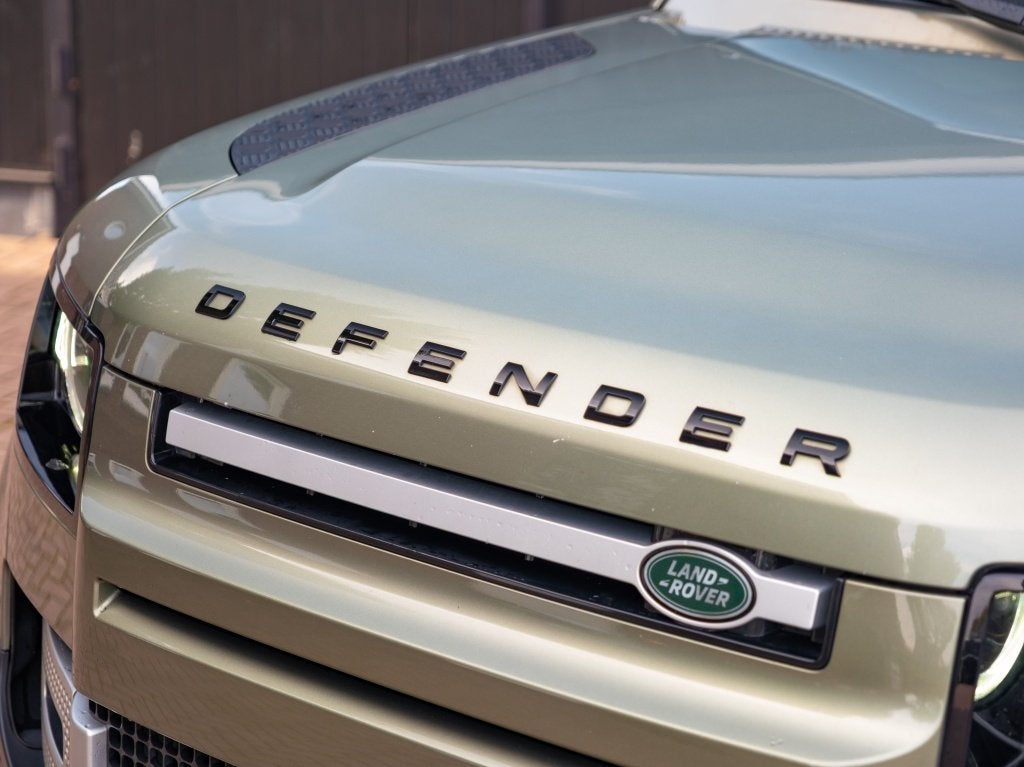 Land Rover Defender 3.0 D200 110 Comm Aut X-Dynamic S, Auto's, Stof, Origineel Nederlands, Diesel, 2 stoelen