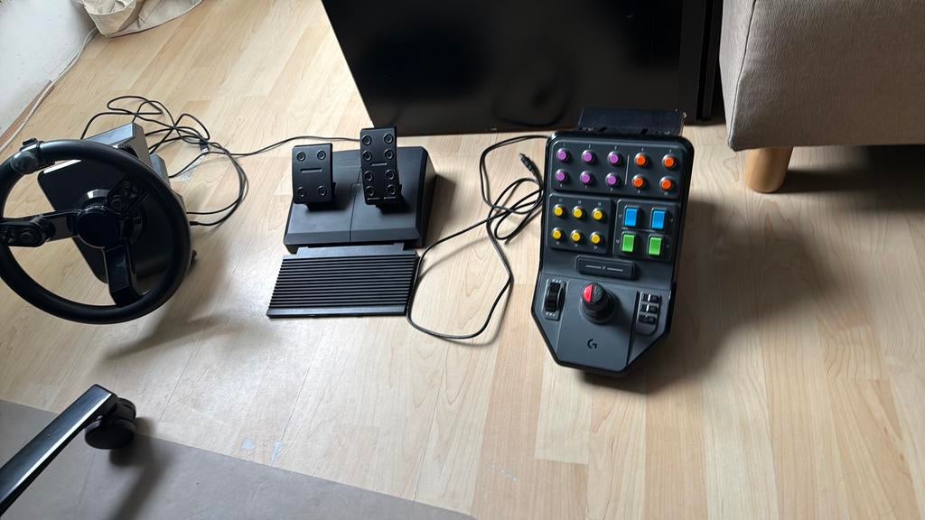Logitech G Saitek Farm Simulator Stuurwiel en Pedalen, Ophalen, Gebruikt, Simulatie