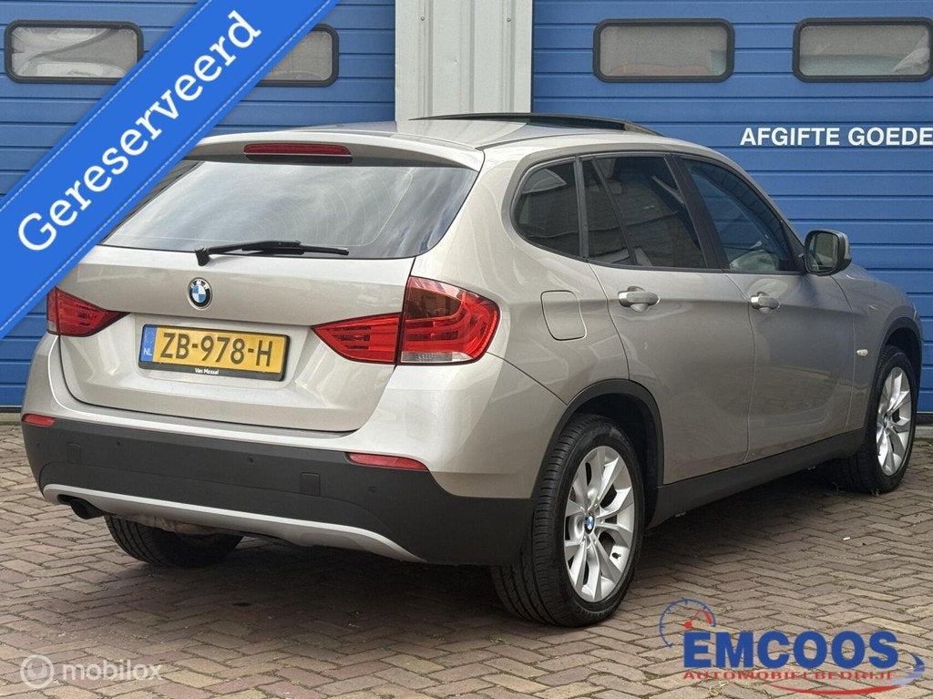BMW X1 sDrive18i * Airco * Panoramadak * PDC V+ A *, X1, Euro 5, Achterwielaandrijving, 4 cilinders
