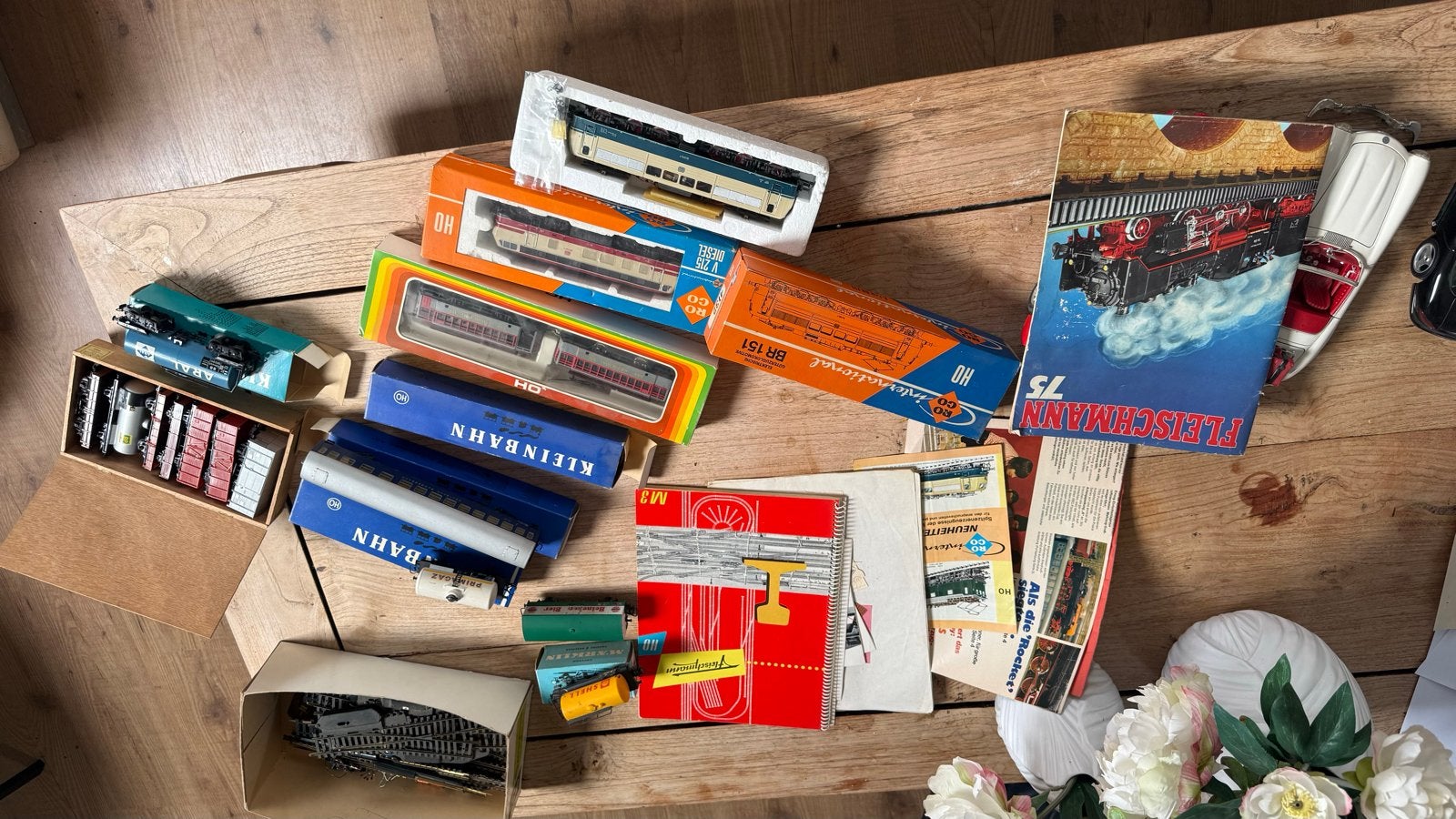 Grote verzameling modeltreinen en accessoires, Hobby en Vrije tijd, Gelijkstroom of Wisselstroom, Ophalen of Verzenden, Roco, Analoog