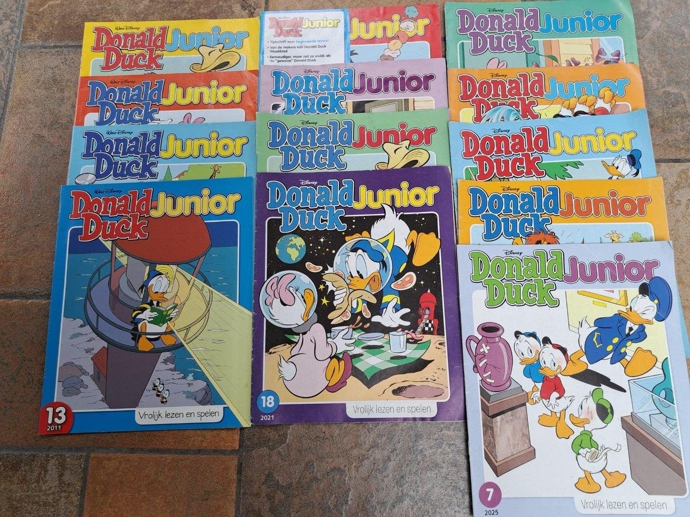 13 x Donald Duck junior, Boeken, Meerdere stripboeken, Ophalen of Verzenden, Gelezen