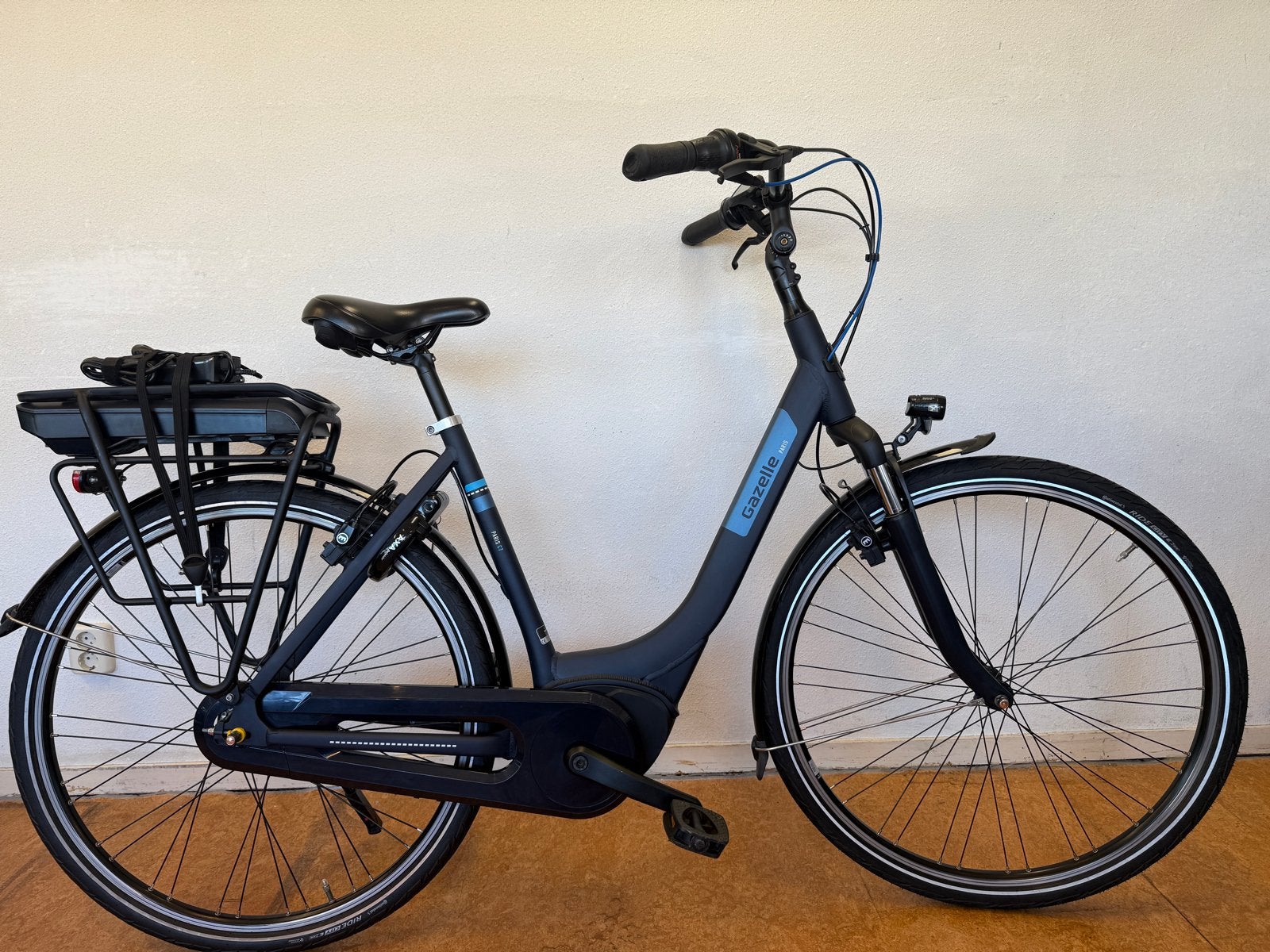 Mette Gazelle Paris C7 HMB E-bike - Bosch Active Line, Fietsen en Brommers, Fietsen | Dames | Damesfietsen, 53 tot 56 cm, Velgrem