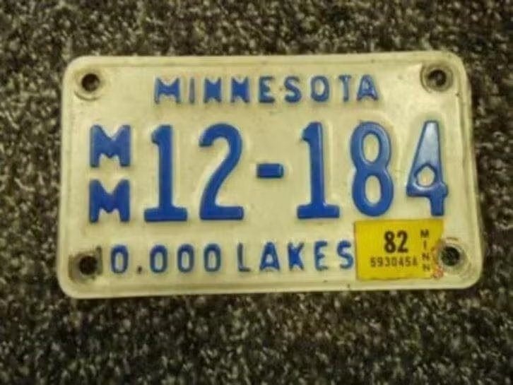 Motor licenseplate motor kentekenplaat Minnesota 1 USA, Verzamelen, Verzenden, Gebruikt, Auto's