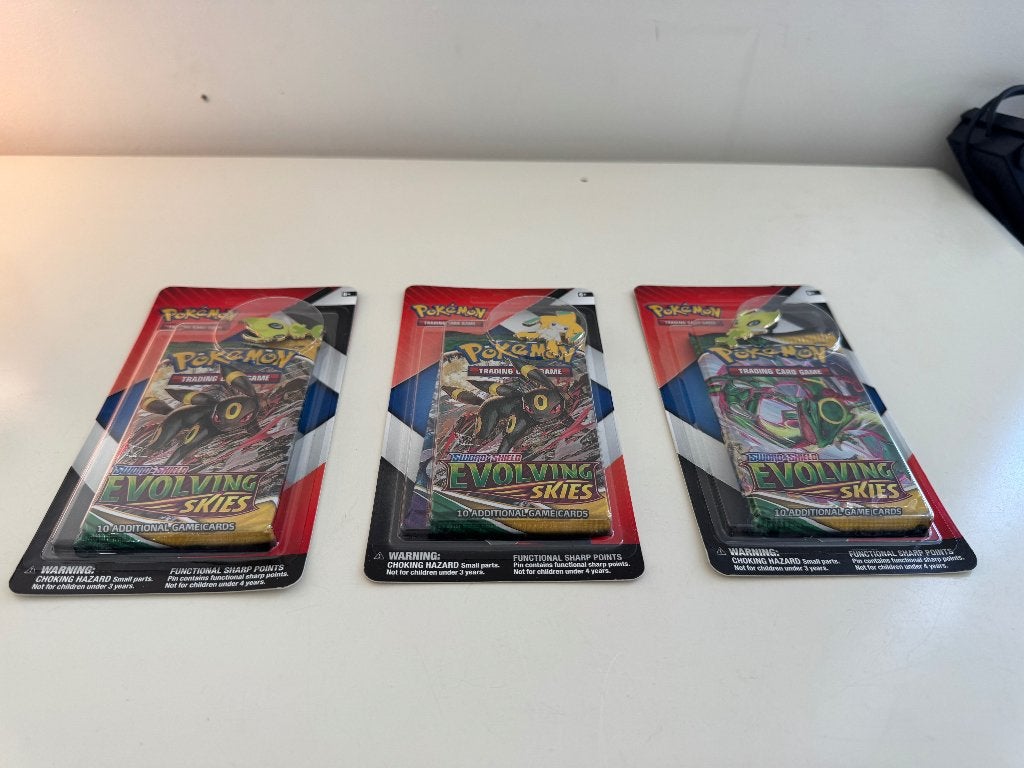 Pokémon Evolving skies Pin 2-Pack Blister – 3x, Ophalen of Verzenden, Nieuw, Booster, Foil