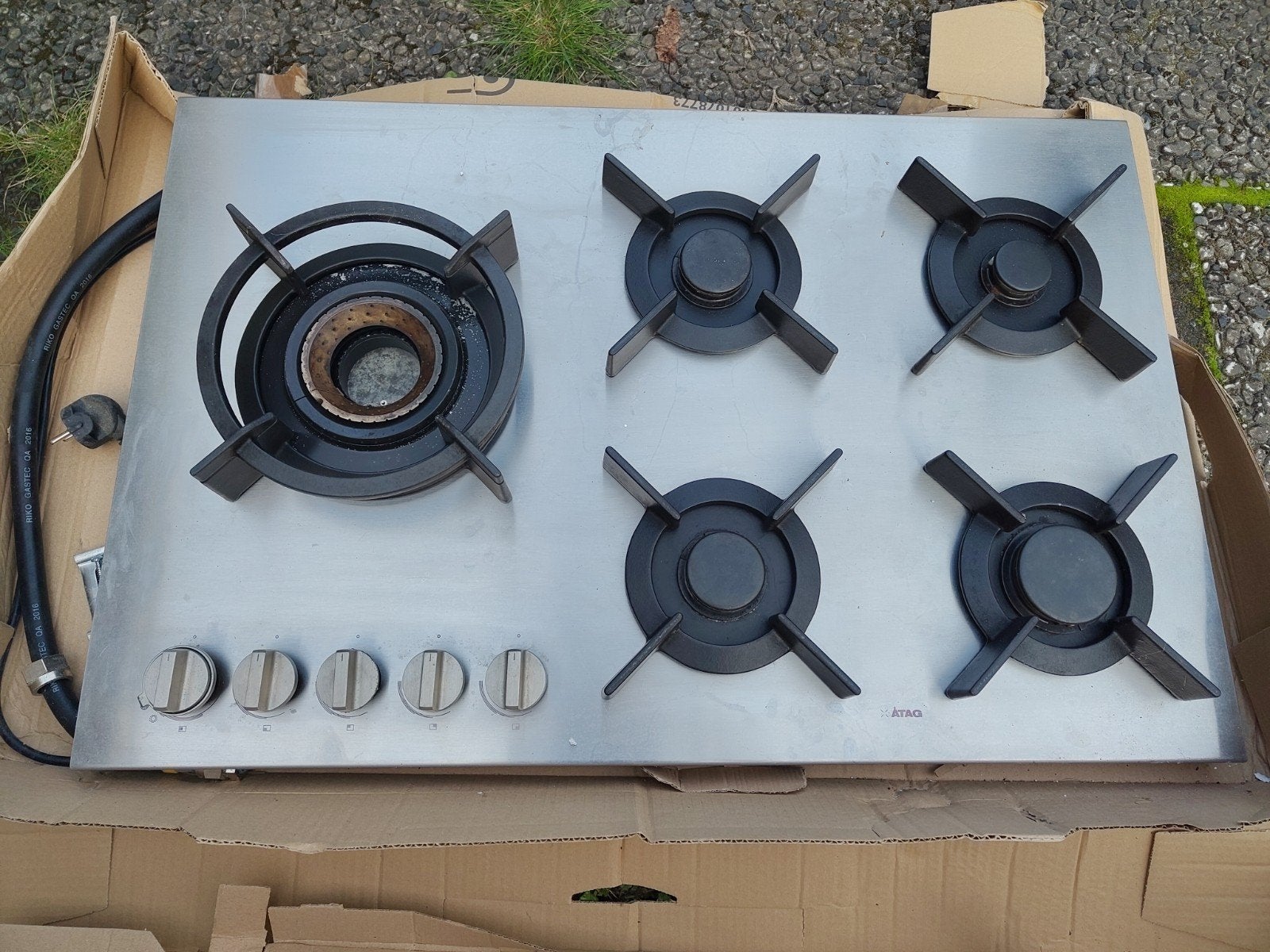 Atag Gas kookplaat 80cm, 5 pits met wokbrander - Nette staat, Witgoed en Apparatuur, Kookplaten, Ophalen, Gebruikt, Inbouw, Gas