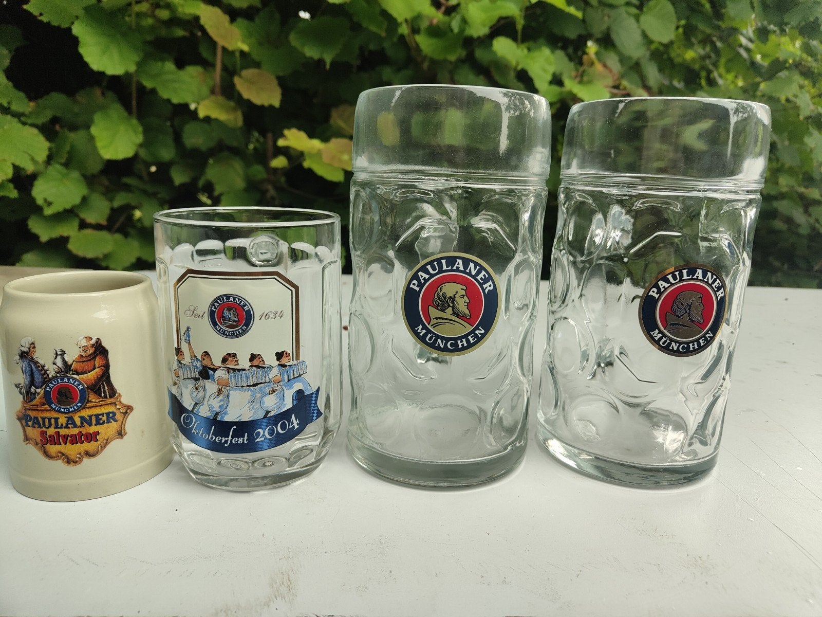 4 Paulaner bierpullen 3 verschillende afb voor Oktoberfest, Ophalen of Verzenden, Zo goed als nieuw, Glas of Glazen, Overige merken
