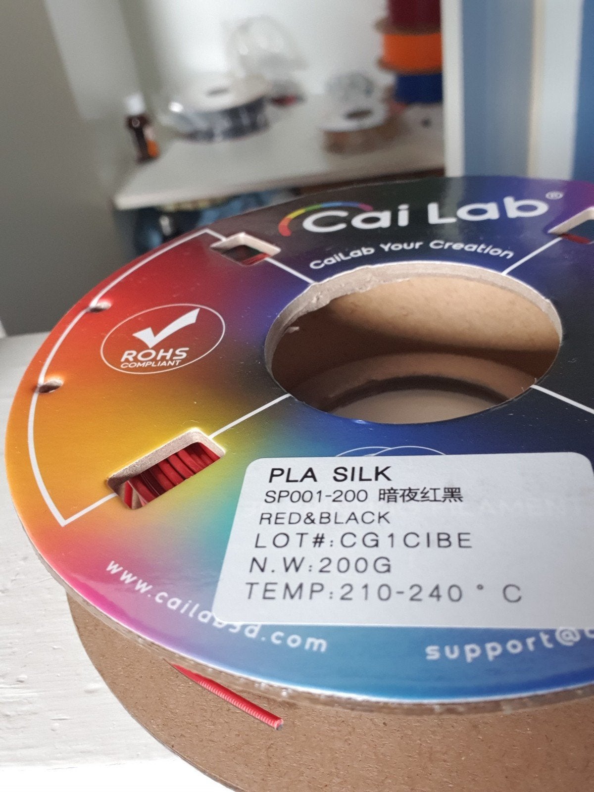 PLA Filament 2-kleurig (Rood & Zwart) - 200g, Computers en Software, 3D Printers, Ophalen of Verzenden, Zo goed als nieuw, Filament
