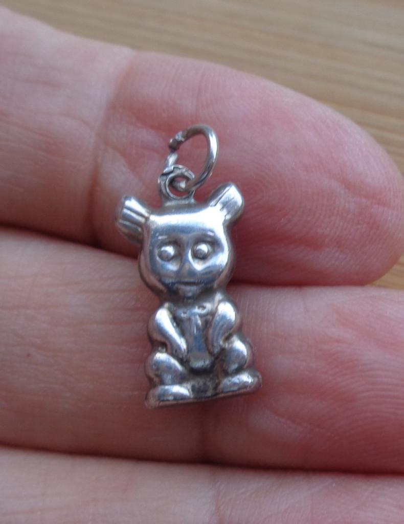 zilveren vintage bedel beer [179], Sieraden, Tassen en Uiterlijk, Bedels, Zo goed als nieuw, Overige merken, Zilver, 1 bedel, Verzenden