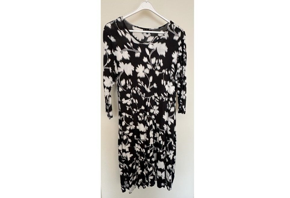 Jurk maat S/M van Bindi. Nieuw, Kleding | Dames, Maat 38/40 (M), Nieuw, Ophalen of Verzenden, Knielengte