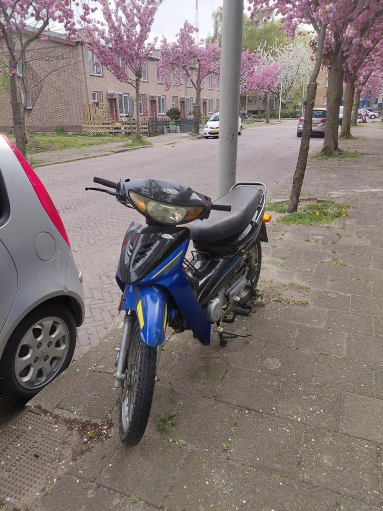 Kymco active 50, Fietsen en Brommers, Scooters | Kymco, Gebruikt, Benzine, Ophalen