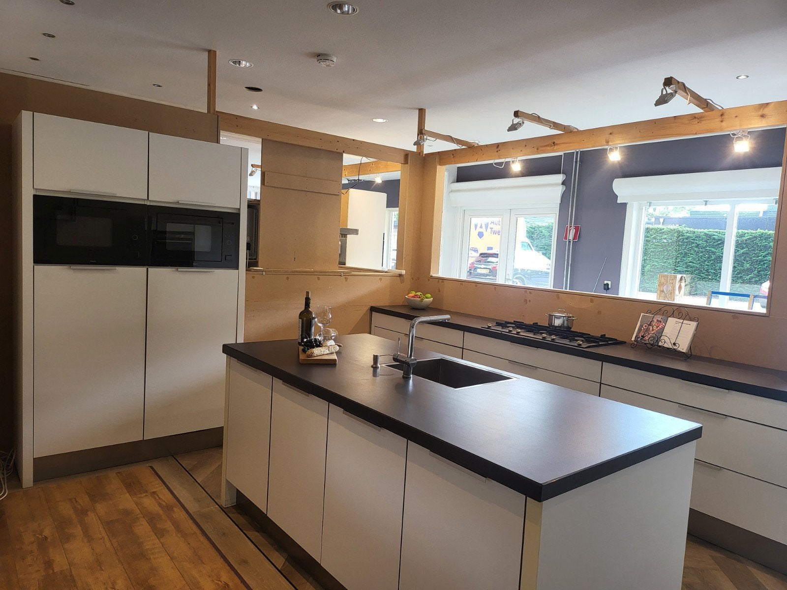 Prachtige grote keuken met grote lades stenen blad., Ophalen, Wit, Overige typen, Met kookeiland
