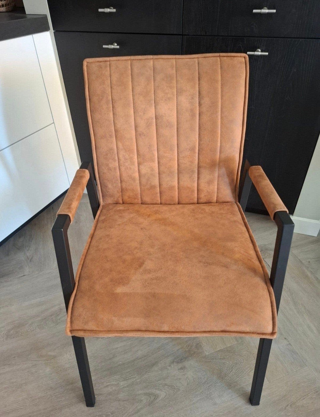 4 eetkamerstoelen z.g.a.n, Ophalen, Zo goed als nieuw, Vier