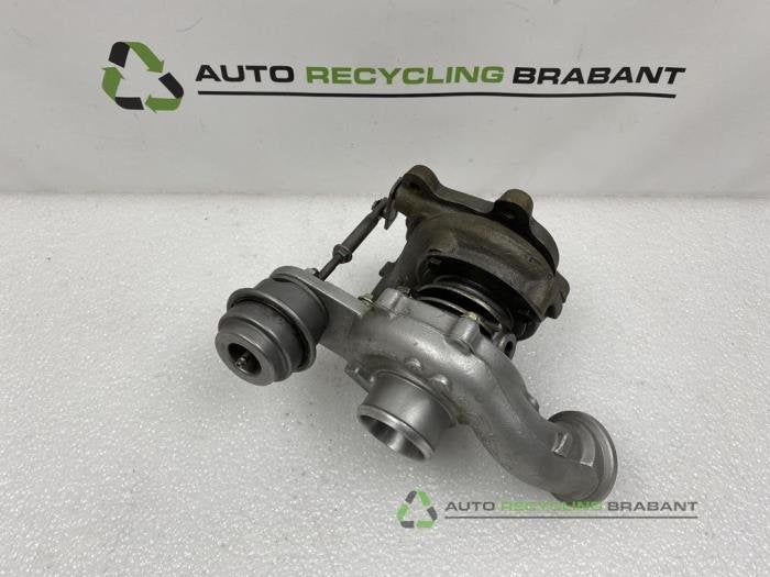 Turbo van een Opel Zafira, Gebruikt, -, -, Opel
