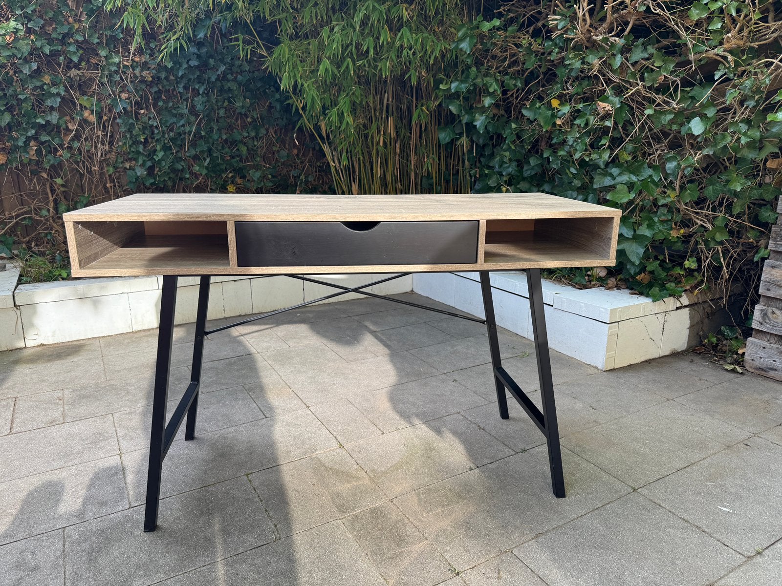 Bureau van Jysk, model Abbetved (zgan), Ophalen, Overige typen, 120 cm, 48 cm
