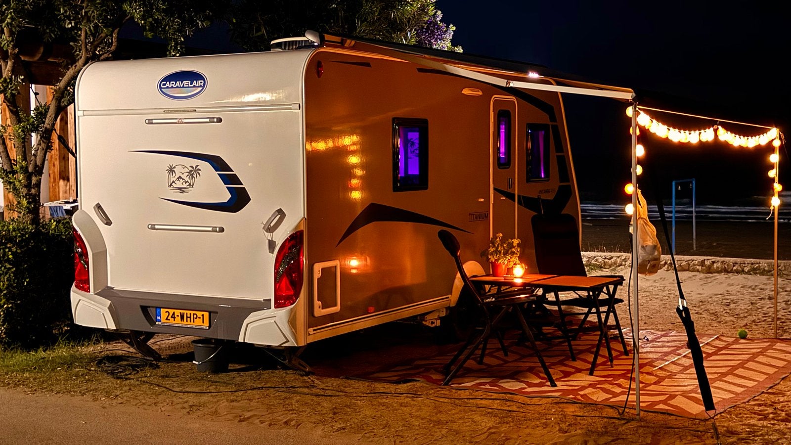Caravelair Titanium 455, airco, mover, casette en voortent, Schokbreker, Rondzit, Frans bed, Particulier
