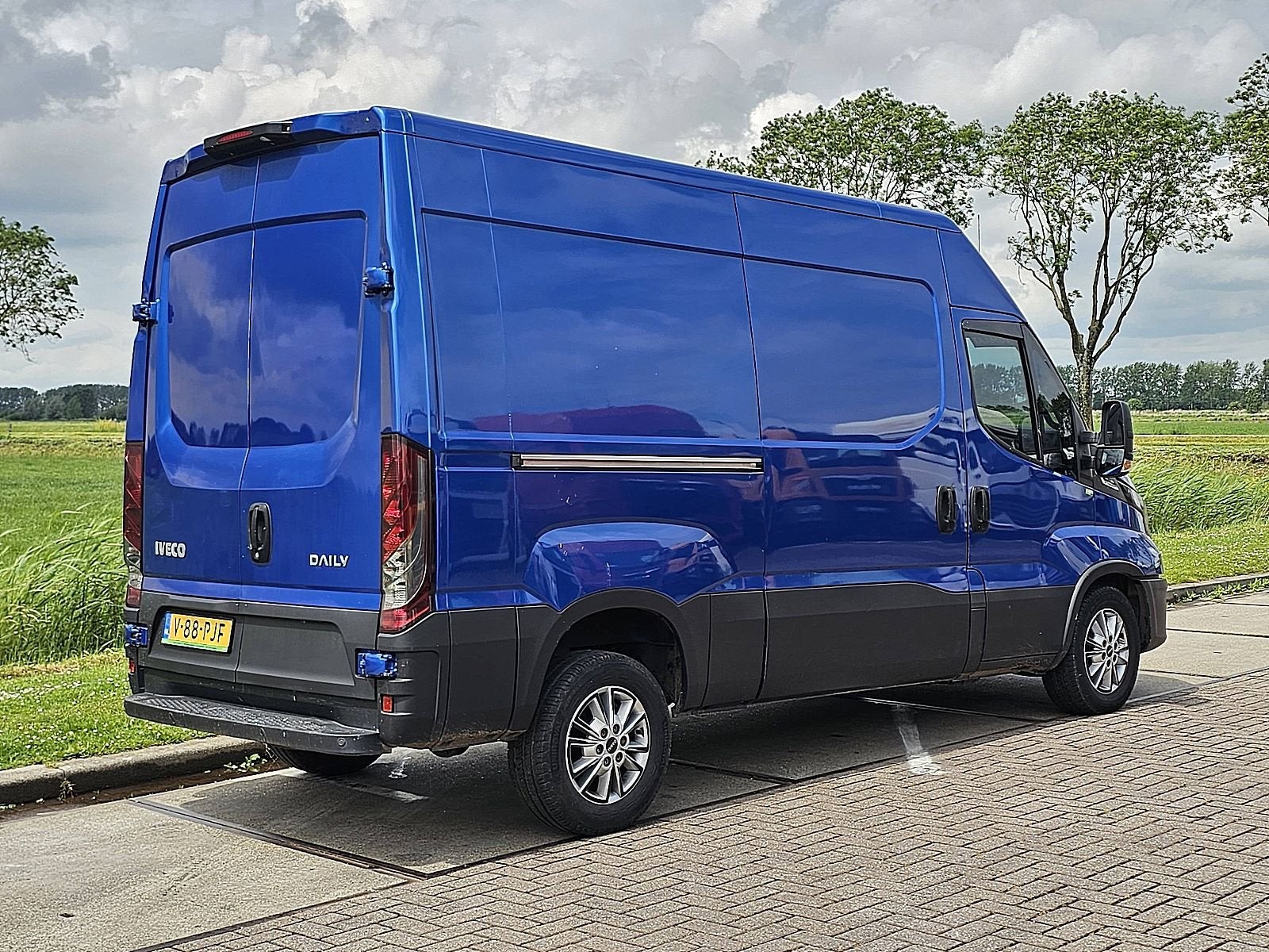 IVECO DAILY 35S18 l2h2 3.0ltr automaat, Automaat, Gebruikt, Euro 6, 4 cilinders