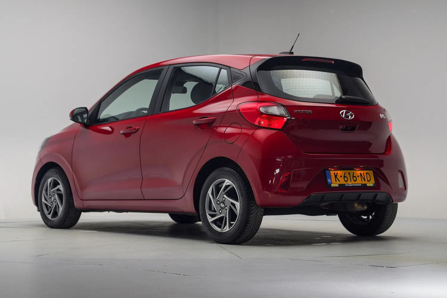 Hyundai i10 1.0 Comfort Smart [ Navi Apple/Android Camera Cr, Gebruikt, 31 €/maand, 899 kg, 4 stoelen