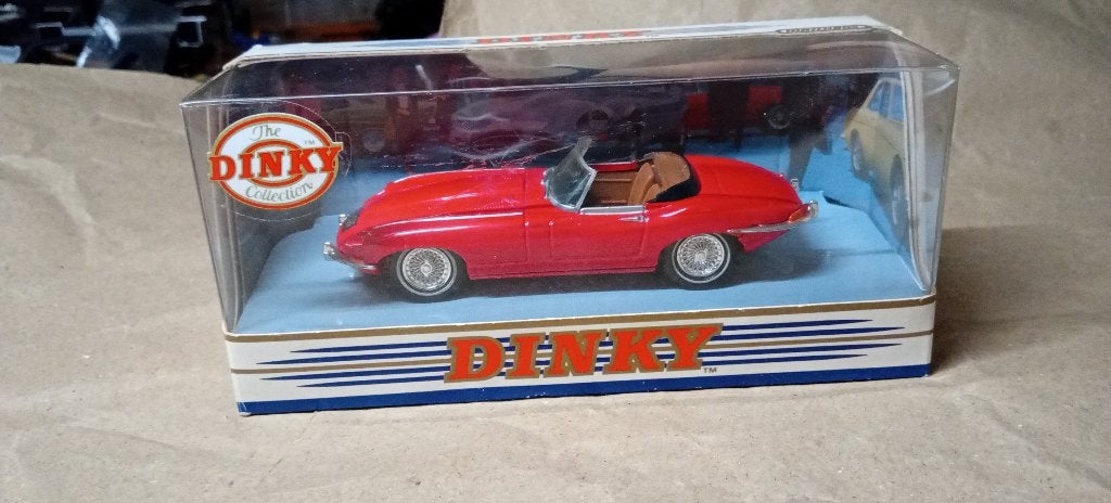 1:43 dinky jaguar E Type MK 1 1/2  €7,45, Ophalen of Verzenden, Zo goed als nieuw, Auto, Dinky Toys