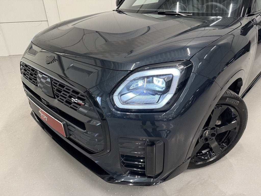 MINI Countryman 1.5 C JCW XL LEGEND-GREY/PANO/JCW-LEER+MASSA, Zwart, Met garantie (alle), Leder, Bedrijf