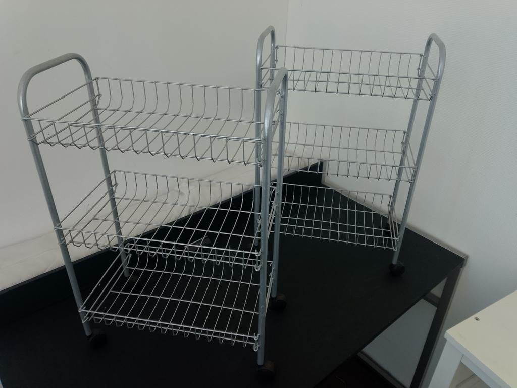 Twee Tomado Voorraadwagens 3 manden zilvergrijs., Ophalen of Verzenden, Zo goed als nieuw