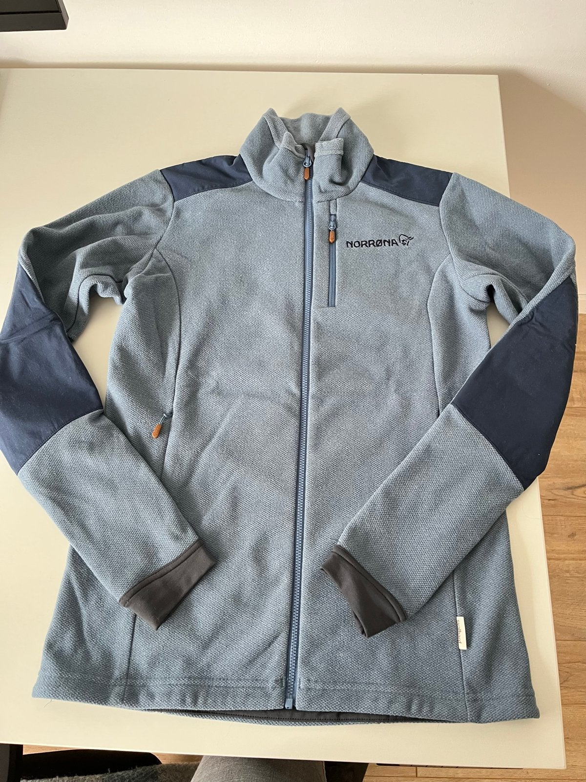 Norrøna Svalbard Warm1 Jacket (W) - XS - NIEUW, Ophalen of Verzenden, Nieuw, Maat 34 (XS) of kleiner, Blauw