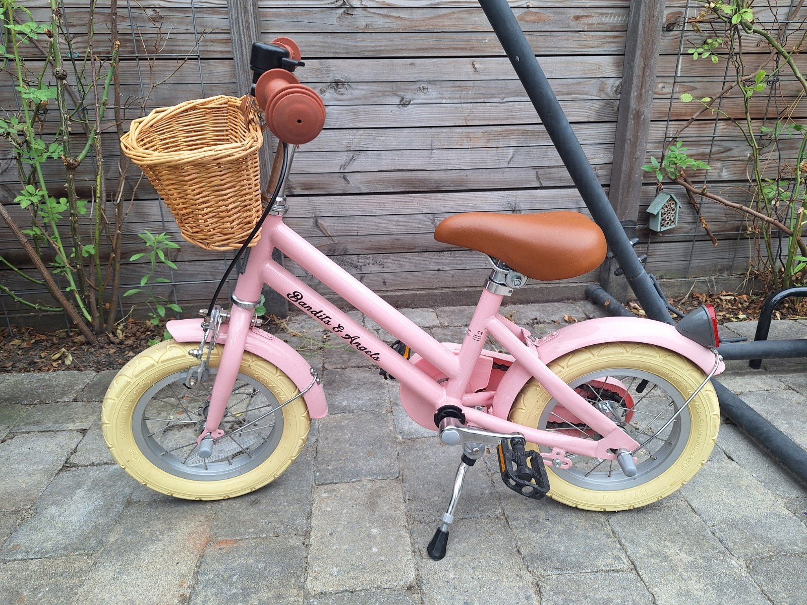 Bandit & Angels 12 inch fiets, Ophalen, Zo goed als nieuw, Minder dan 16 inch