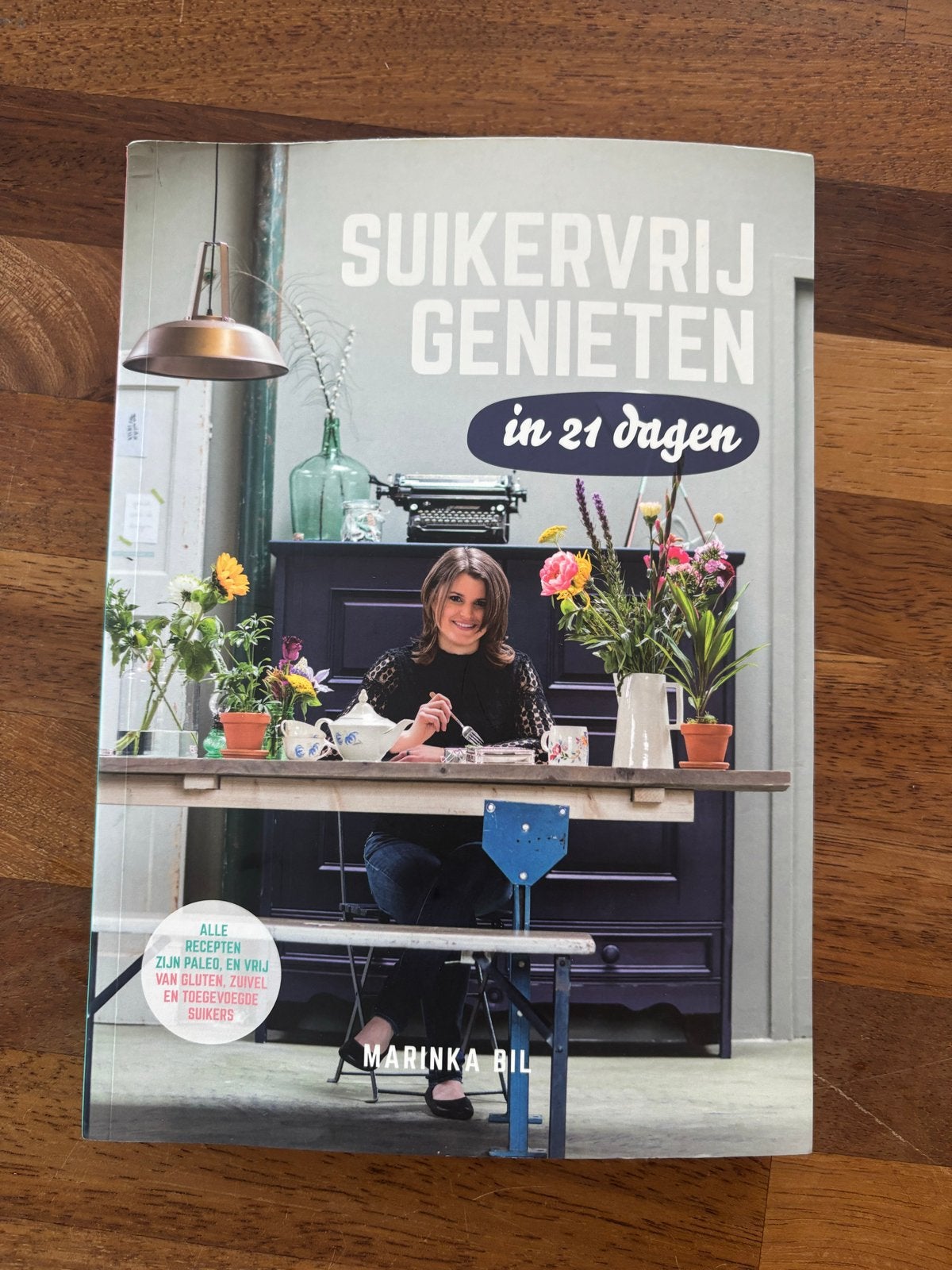 Suikervrij Genieten in 21 Dagen - Marinka Bil, Ophalen of Verzenden, Zo goed als nieuw, Dieet en Voeding