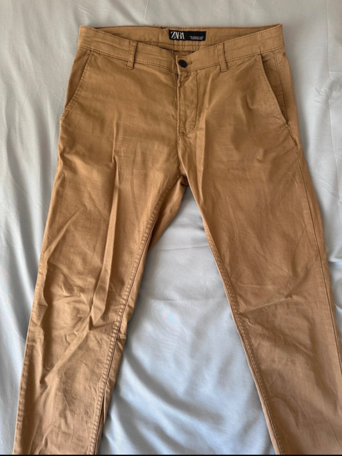 Beige Chino - ZARA, Ophalen of Verzenden, Gedragen, Maat 48/50 (M), Beige