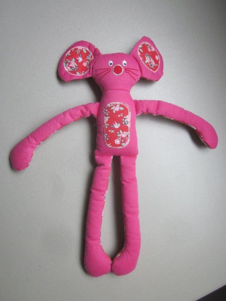 Hema roze met bloemetjes stoffen slungel bungel muis knuffel, Overige karakters, Ophalen of Verzenden, Zo goed als nieuw, Middelgroot (20 tot 80 cm)